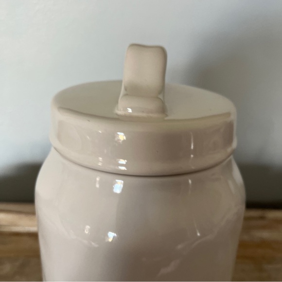 Rae Dunn Artisan Collection By Magenta TEA Canister Script Letters Dimples - Picture 6 of 9